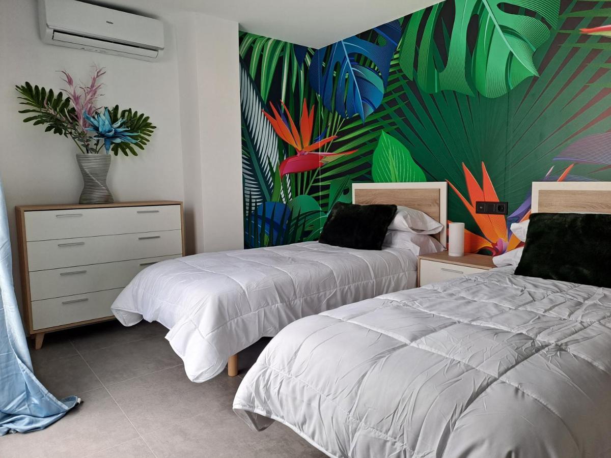 Levante Suites Benidorm Luaran gambar