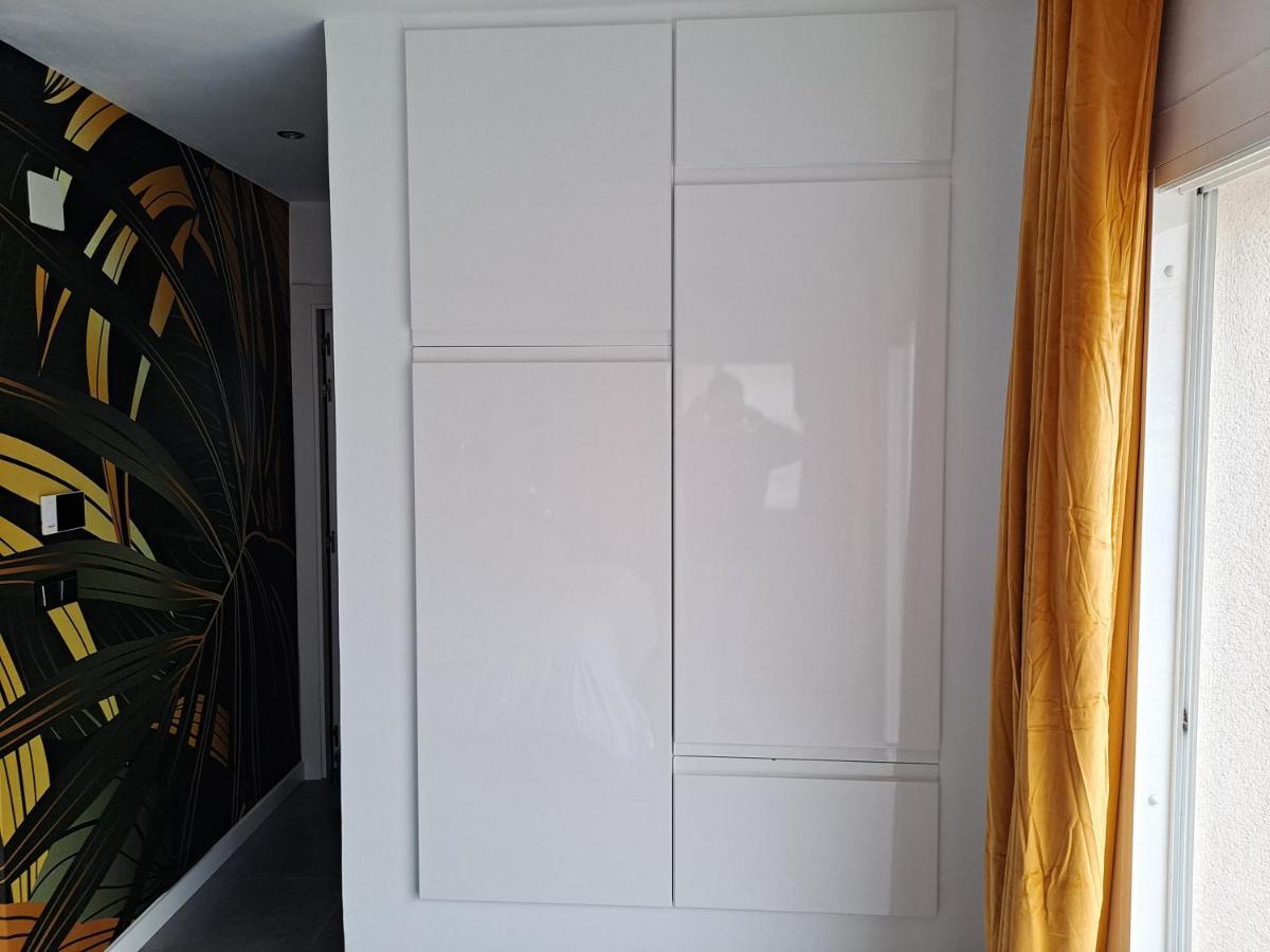 Levante Suites Benidorm Luaran gambar