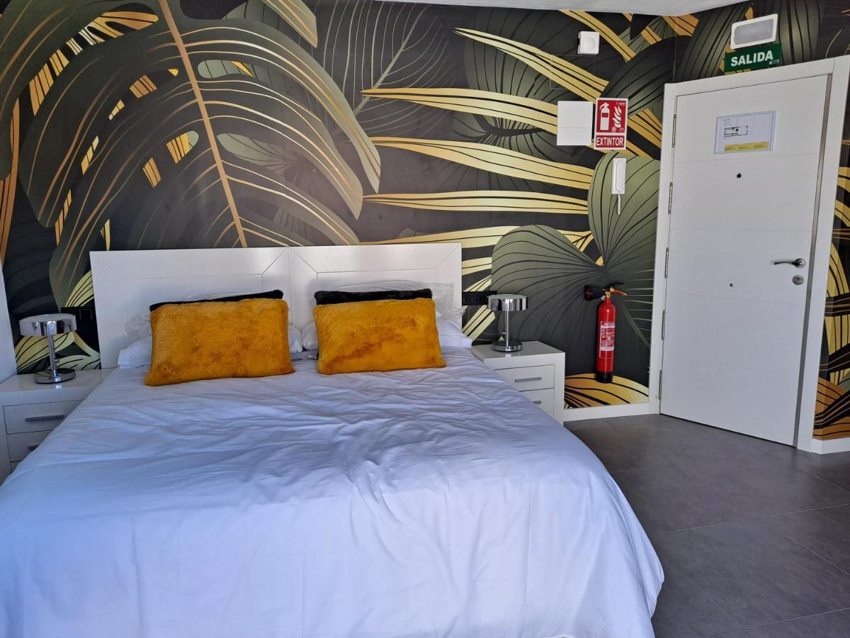 Levante Suites Benidorm Luaran gambar
