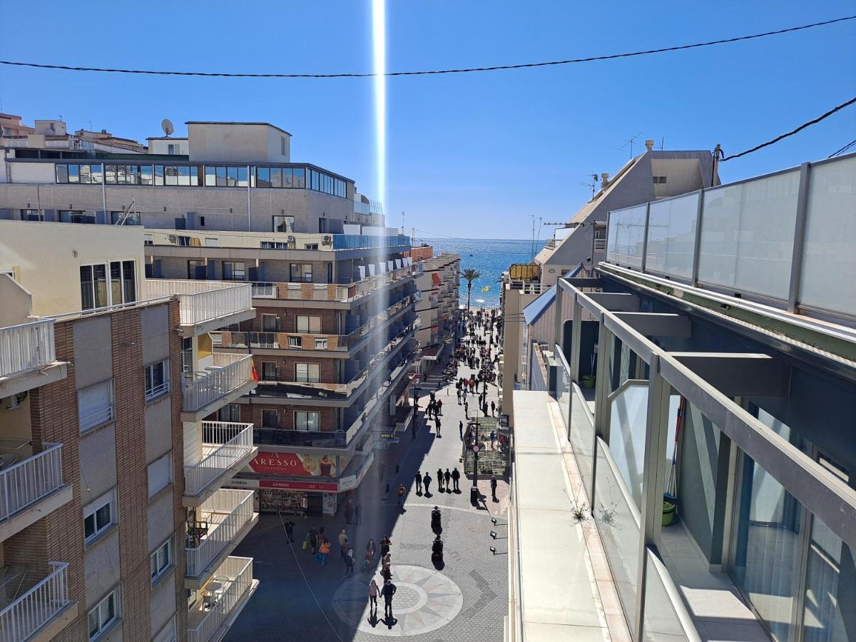 Levante Suites Benidorm Luaran gambar
